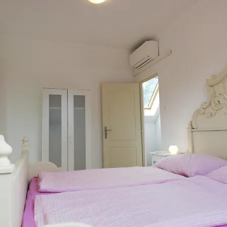 Fenyves 1 **** Ferienhaus Balatonfenyves